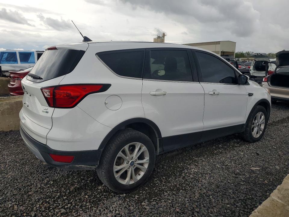 71487086 :رقم المزاد ، 1FMCU9GD0KUA65453 vin ، 2019 Ford Escape مزاد بيع