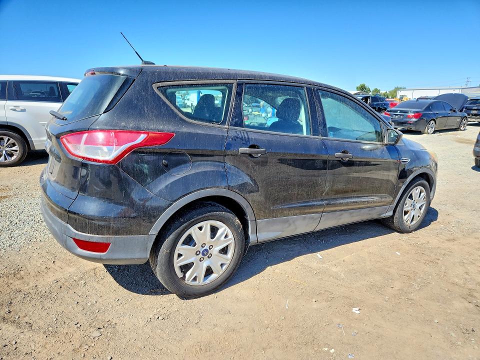 Продажа на аукционе авто 2015 Ford Escape, vin: 1FMCU0F77FUB62954, номер лота: 70641136
