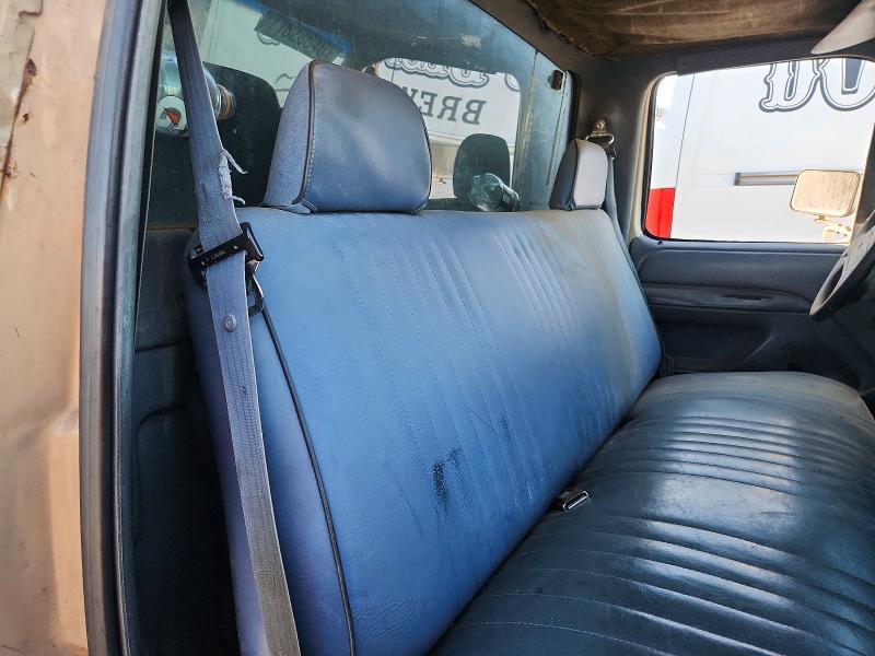 71628646 :رقم المزاد ، 2FDJF37G0NCB00523 vin ، 1992 Ford F350 مزاد بيع