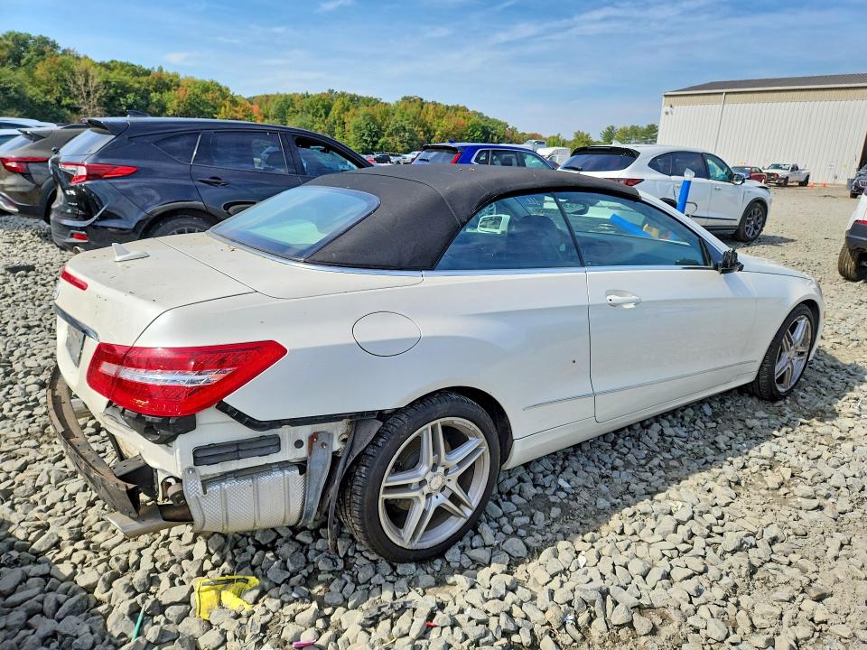 Продажа на аукционе авто 2011 Mercedes-benz E, vin: WDDKK5GF6BF057755, номер лота: 71058056