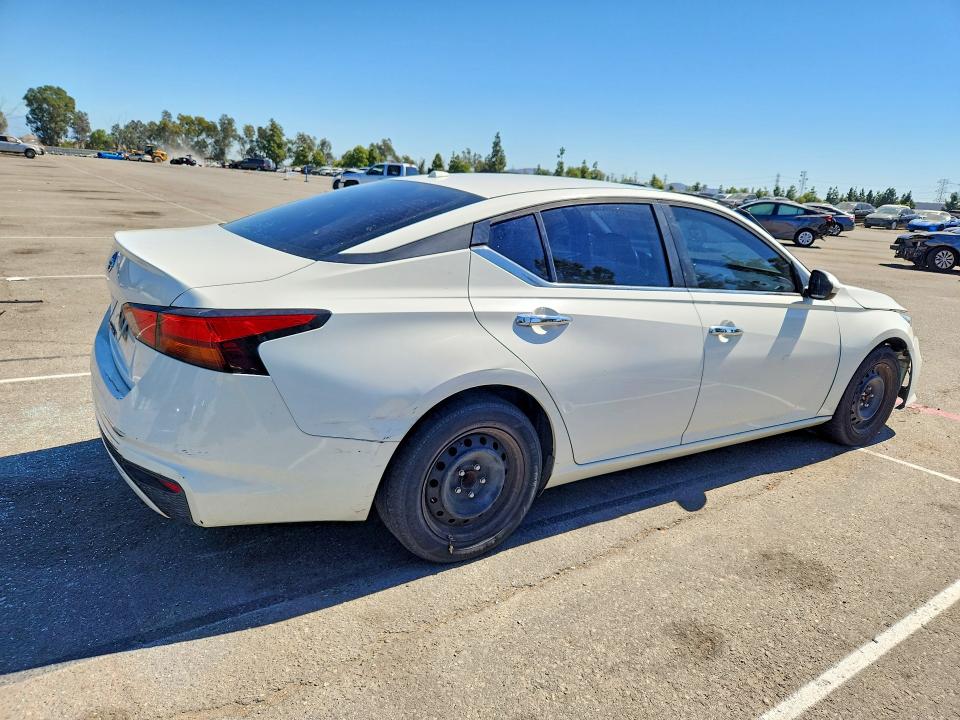 2019 Nissan Altima მანქანა იყიდება აუქციონზე, vin: 1N4BL4BV3KC127879, აუქციონის ნომერი: 71450346