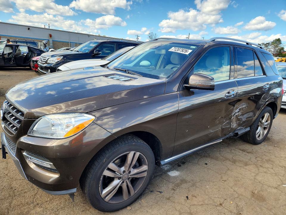 71207926 :رقم المزاد ، 4JGDA5HB7FA549372 vin ، 2015 Mercedes-benz Ml مزاد بيع