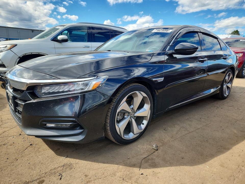 Продаж на аукціоні авто 2018 Honda Accord, vin: 1HGCV2F99JA004920, номер лоту: 71623096