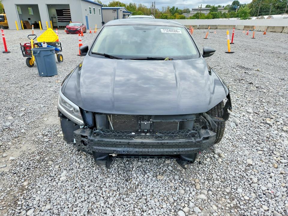 Продажа на аукционе авто 2016 Volkswagen Passat, vin: 1VWBT7A33GC032397, номер лота: 71240506