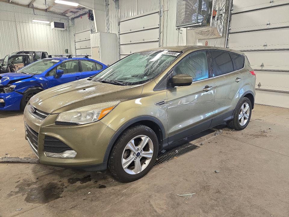 2013 Ford Escape მანქანა იყიდება აუქციონზე, vin: 1FMCU0GX1DUD85888, აუქციონის ნომერი: 73660886