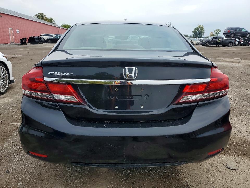 Продажа на аукционе авто 2013 Honda Civic, vin: 2HGFB2F45DH104609, номер лота: 70646586