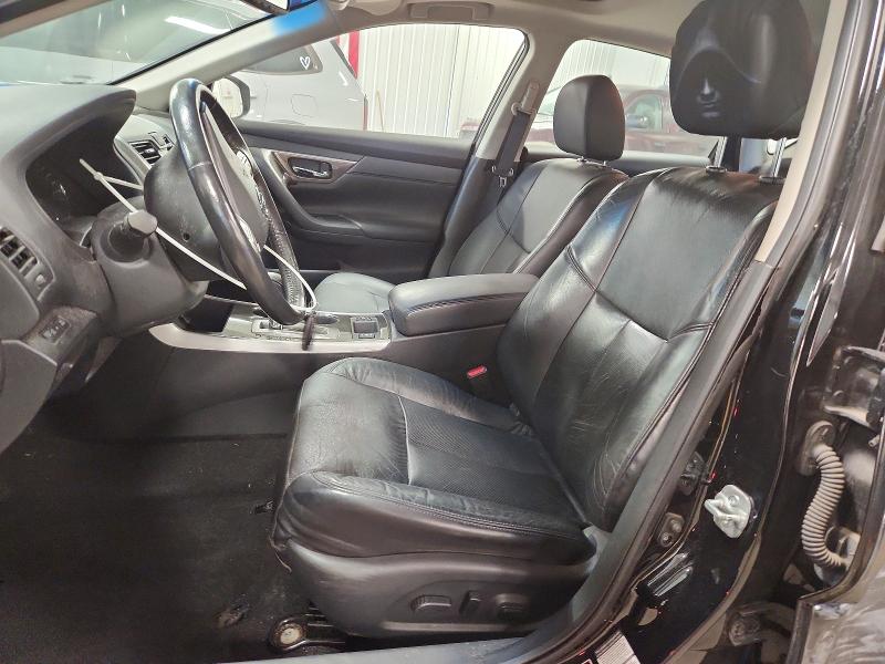 2015 Nissan Altima მანქანა იყიდება აუქციონზე, vin: 1N4AL3AP1FN863058, აუქციონის ნომერი: 71469746