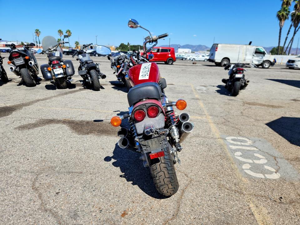 71487916 :رقم المزاد ، JH2RC2111HM300191 vin ، 1987 Honda Vf700 مزاد بيع