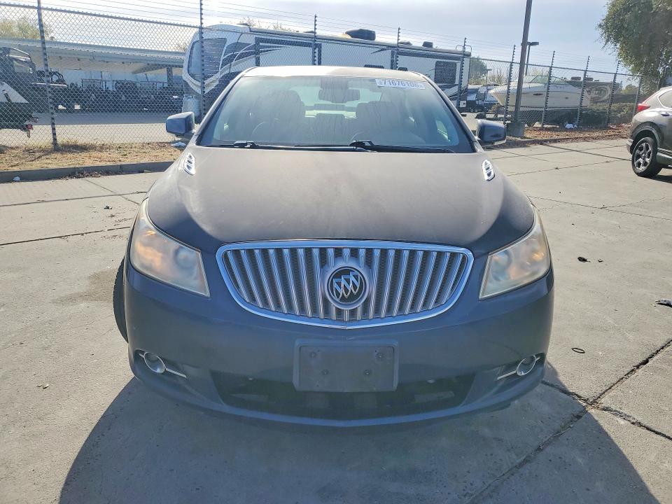 2010 Buick Lacrosse მანქანა იყიდება აუქციონზე, vin: 1G4GD5GG9AF249104, აუქციონის ნომერი: 71676106