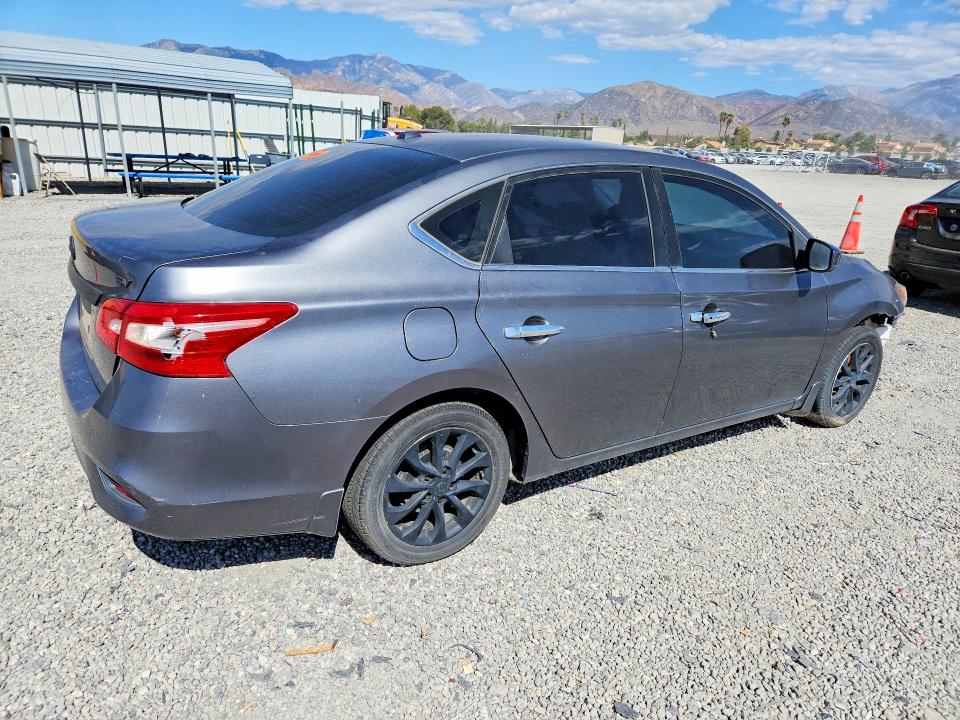 Продажа на аукционе авто 2018 Nissan Sentra, vin: 3N1AB7AP0JY255986, номер лота: 71683566