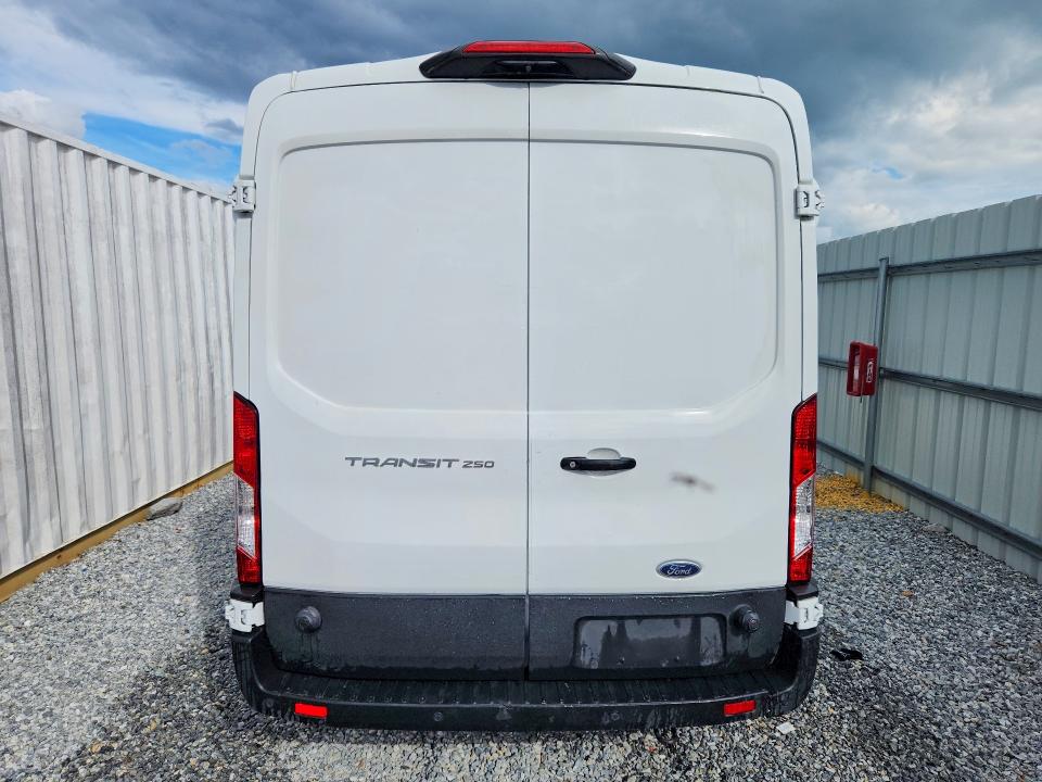 64948896 :رقم المزاد ، 1FTBR1C86PKB77088 vin ، 2023 Ford Transit مزاد بيع