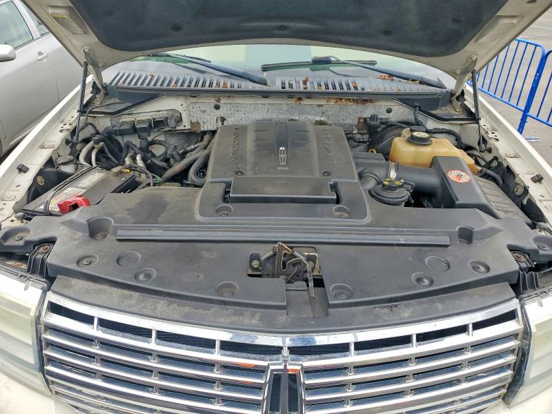 2008 Lincoln Navigator მანქანა იყიდება აუქციონზე, vin: 5LMFU285X8LJ01723, აუქციონის ნომერი: 69676526