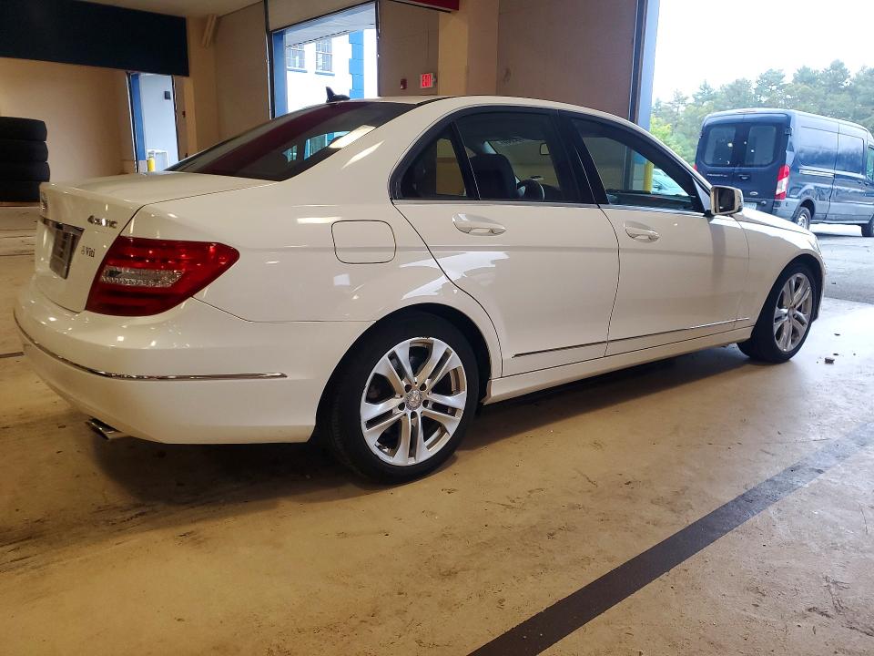Aukcja sprzedaży 2013 Mercedes-benz C, vin: WDDGF8AB6DR270112, numer aukcji: 72122586