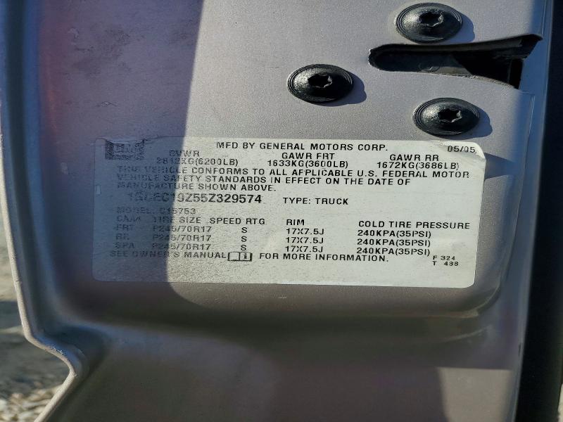 2005 Chevrolet Silverado მანქანა იყიდება აუქციონზე, vin: 1GCEC19Z55Z329574, აუქციონის ნომერი: 71225536