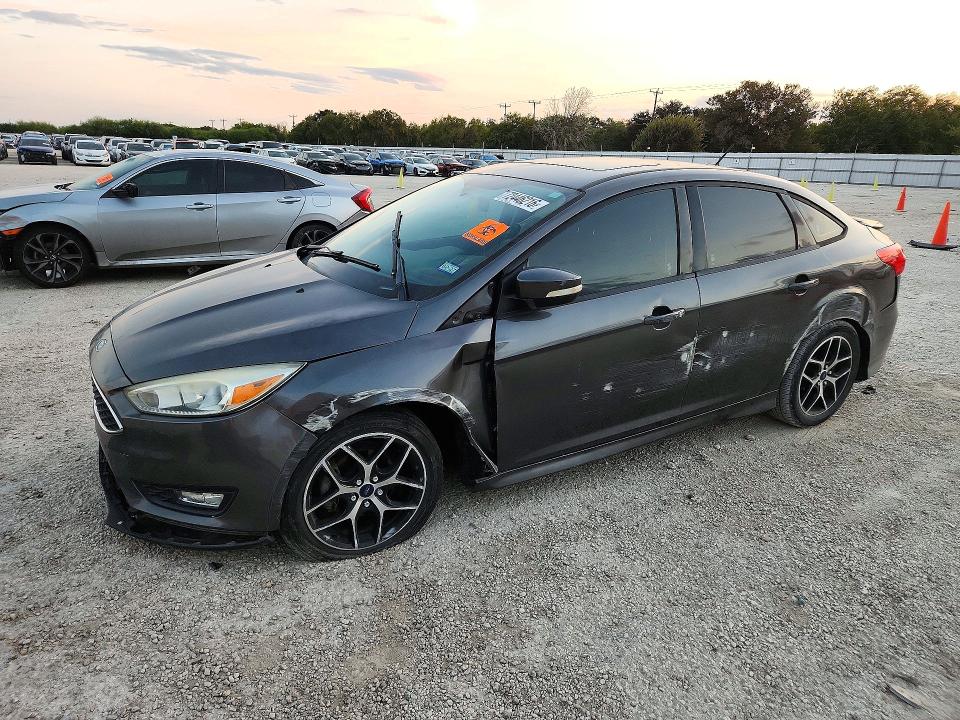 Продажа на аукционе авто 2015 Ford Focus, vin: 1FADP3F22FL277768, номер лота: 72446216
