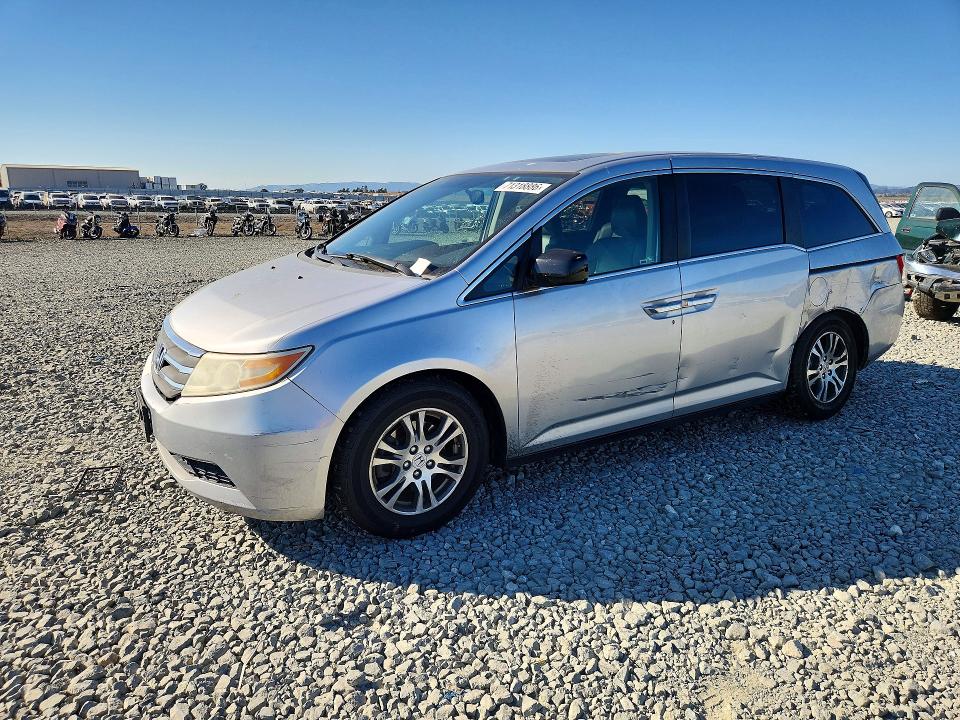 2011 Honda Odyssey მანქანა იყიდება აუქციონზე, vin: 5FNRL5H66BB098959, აუქციონის ნომერი: 71318886