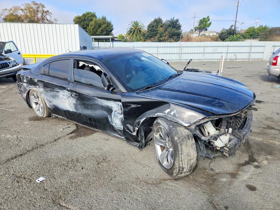 69464546 :رقم المزاد ، 2C3CDXHG7FH805515 vin ، 2015 Dodge Charger مزاد بيع