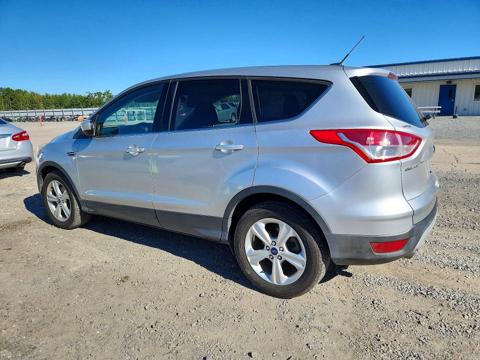 71315126 :رقم المزاد ، 1FMCU0GX2EUC93500 vin ، 2014 Ford Escape مزاد بيع