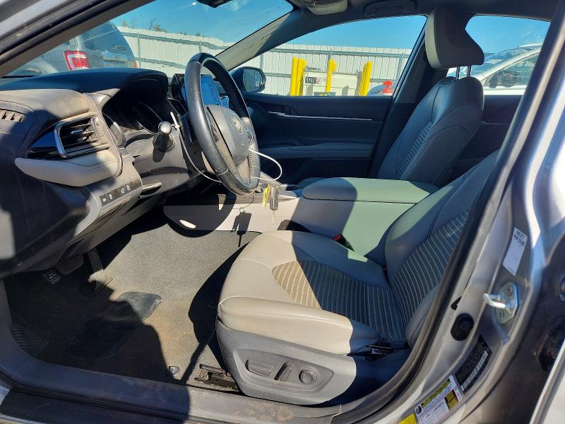 71173636 :رقم المزاد ، 4T1G11AK4MU602279 vin ، 2021 Toyota Camry مزاد بيع