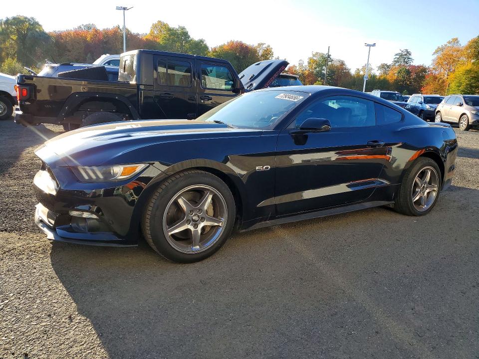 72934656 :رقم المزاد ، 1FA6P8CFXF5390207 vin ، 2015 Ford Mustang مزاد بيع