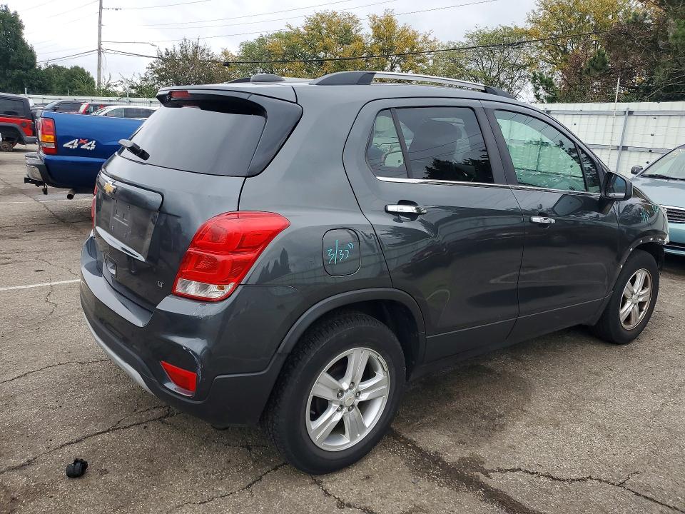 Продажа на аукционе авто 2018 Chevrolet Trax, vin: KL7CJLSB2JB676074, номер лота: 69804316
