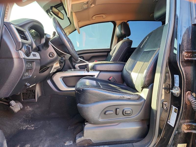 70734476 :رقم المزاد ، 1N6BA1F40HN556780 vin ، 2017 Nissan Titan Xd مزاد بيع