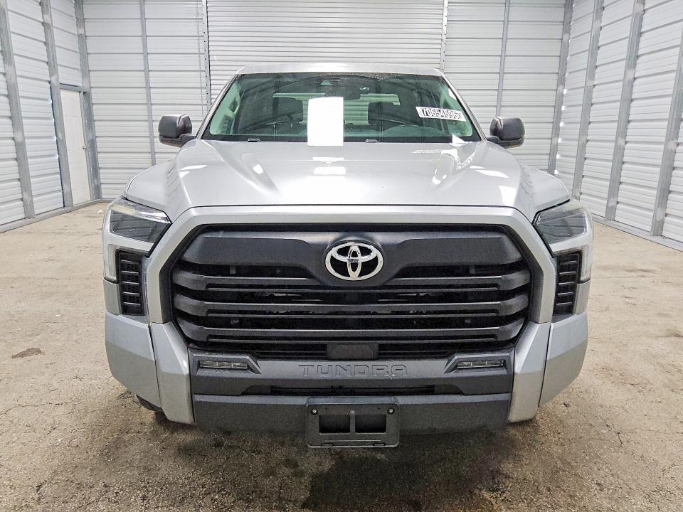 Продажа на аукционе авто 2023 Toyota Tundra, vin: 5TFLA5DBXPX058234, номер лота: 70654596