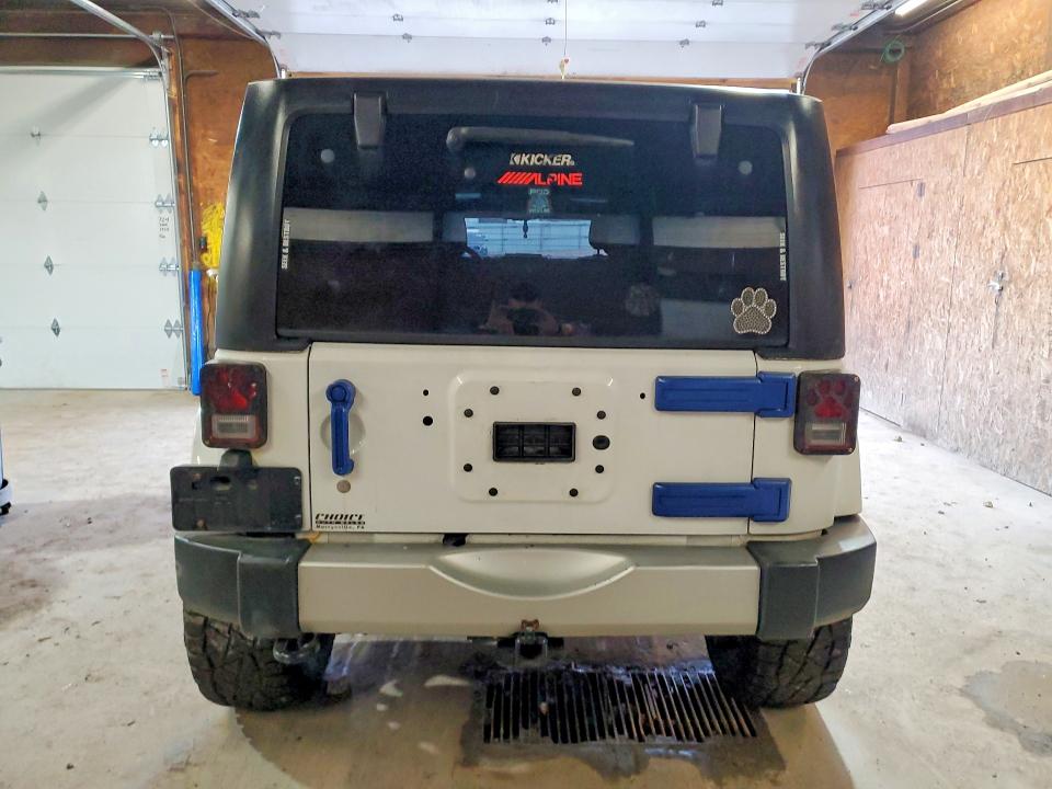 Продажа на аукционе авто 2015 Jeep Wrangler Unlimited, vin: 1C4HJWEG5FL621671, номер лота: 71637796