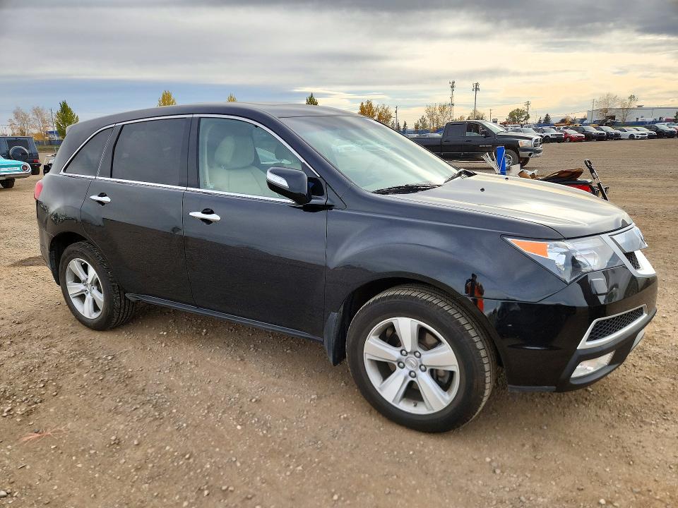 71843526 :رقم المزاد ، 2HNYD2H60BH000102 vin ، 2011 Acura Mdx مزاد بيع