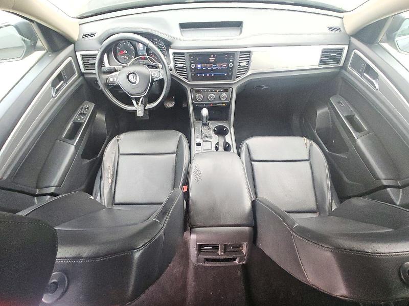72402106 :رقم المزاد ، 1V2CR2CA8JC529729 vin ، 2018 Volkswagen Atlas مزاد بيع