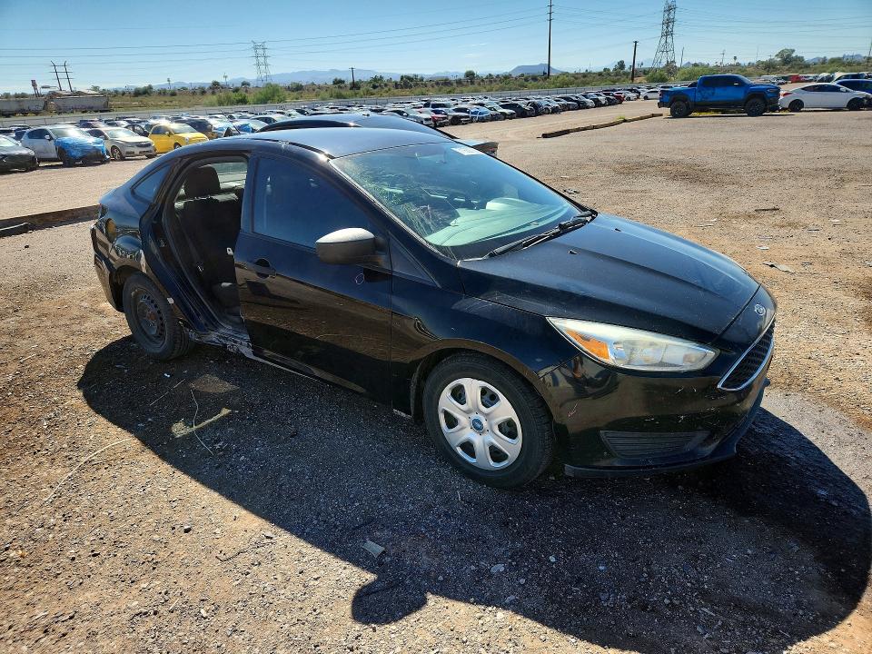 71682756 :رقم المزاد ، 1FADP3E27GL360440 vin ، 2016 Ford Focus مزاد بيع