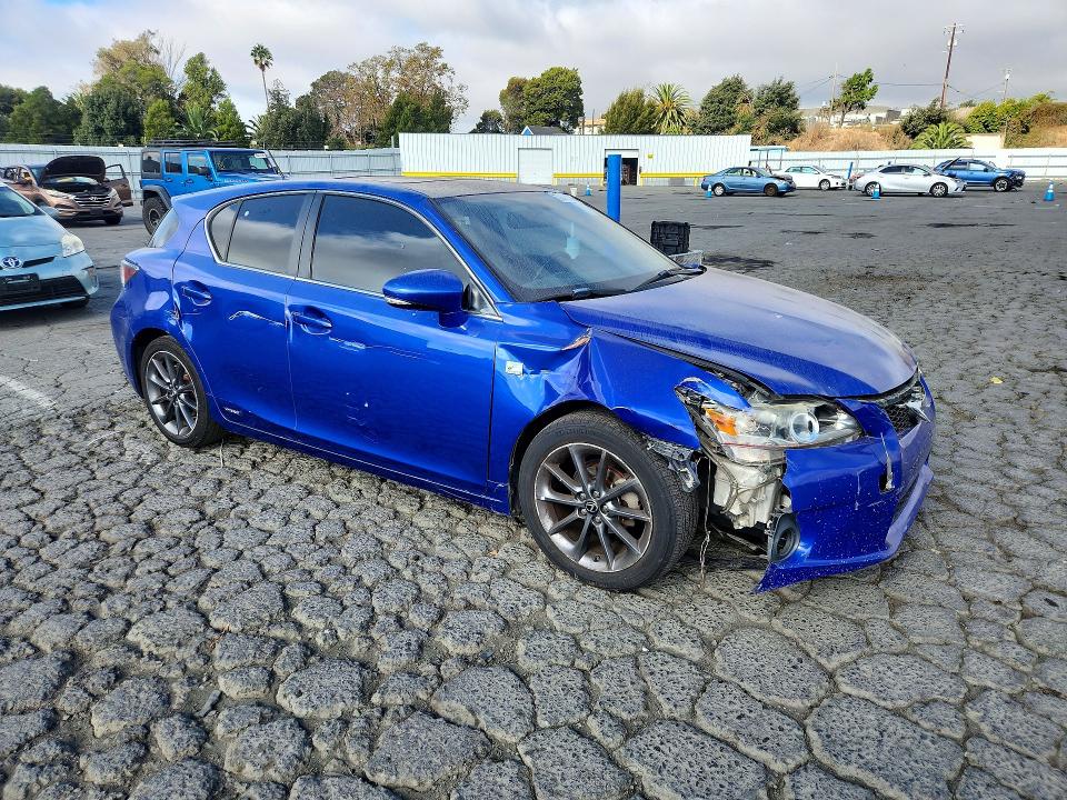 2013 Lexus Ct მანქანა იყიდება აუქციონზე, vin: JTHKD5BH5D2153026, აუქციონის ნომერი: 72437086