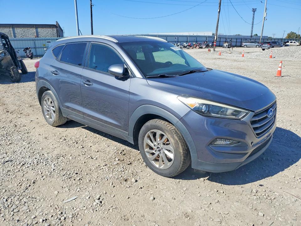 72022126 :رقم المزاد ، KM8J3CA47GU130290 vin ، 2016 Hyundai Tucson مزاد بيع