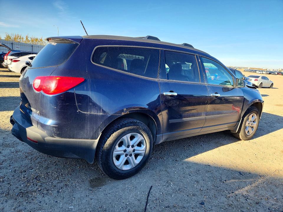 72133136 :رقم المزاد ، 1GNKREED3BJ319498 vin ، 2011 Chevrolet Traverse مزاد بيع