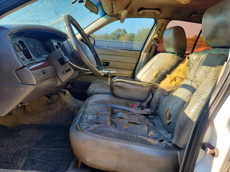 Продаж на аукціоні авто 2011 Ford Crown Victoria, vin: 2FABP7EV8BX184552, номер лоту: 70616826