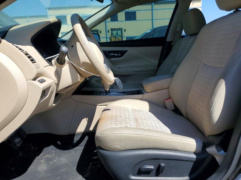 2016 Nissan Altima მანქანა იყიდება აუქციონზე, vin: 1N4AL3AP0GN304098, აუქციონის ნომერი: 72195536