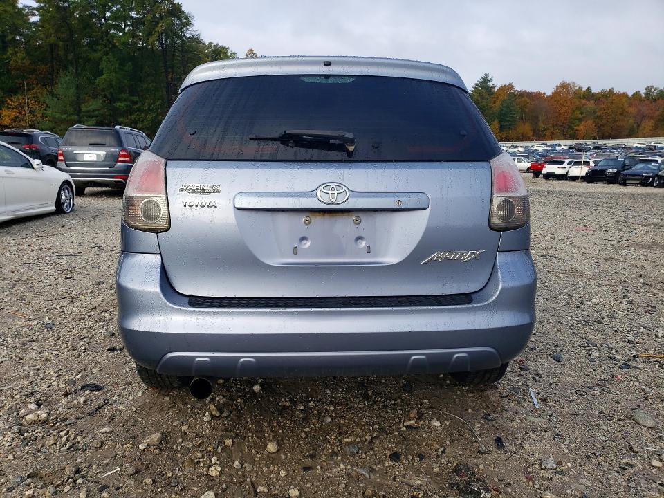 72443936 :رقم المزاد ، 2T1KR32E35C482579 vin ، 2005 Toyota Matrix مزاد بيع