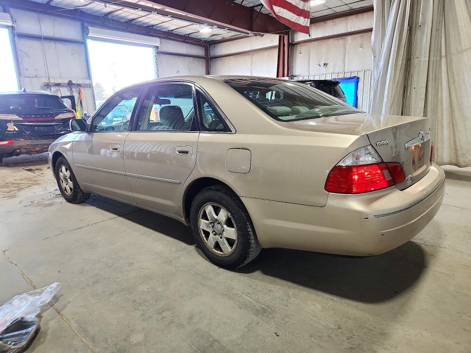 72157806 :رقم المزاد ، 4T1BF28B23U293840 vin ، 2003 Toyota Avalon مزاد بيع