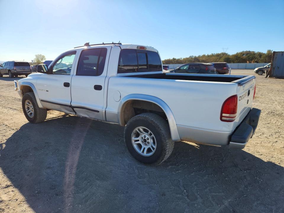 72600856 :رقم المزاد ، 1B7HG48N22S684675 vin ، 2002 Dodge Dakota مزاد بيع