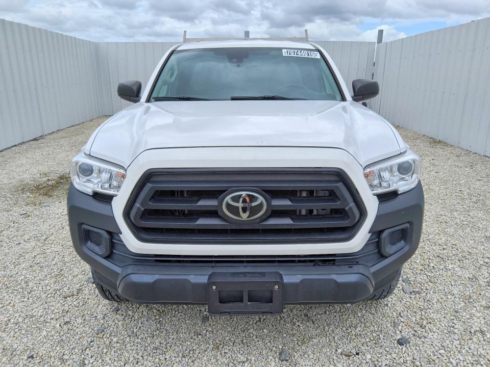 2022 Toyota Tacoma მანქანა იყიდება აუქციონზე, vin: 3TYRX5GN2NT057231, აუქციონის ნომერი: 70744016