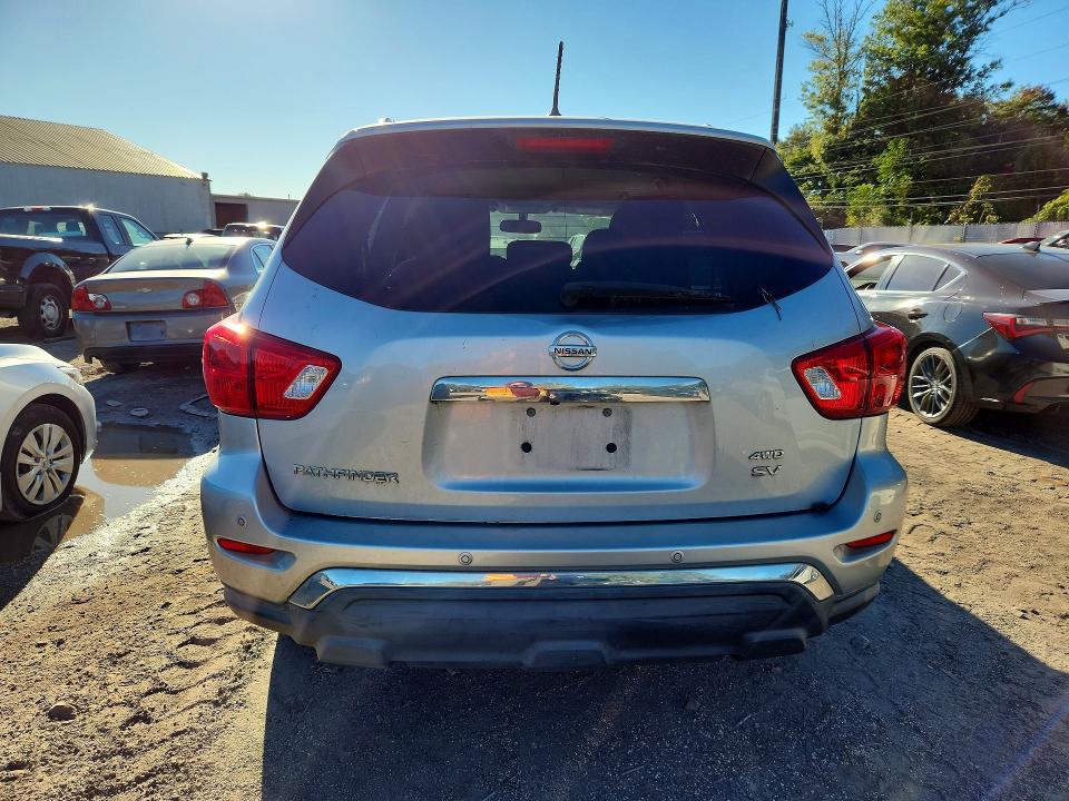 Продаж на аукціоні авто 2018 Nissan Pathfinder, vin: 5N1DR2MM0JC617362, номер лоту: 71665366