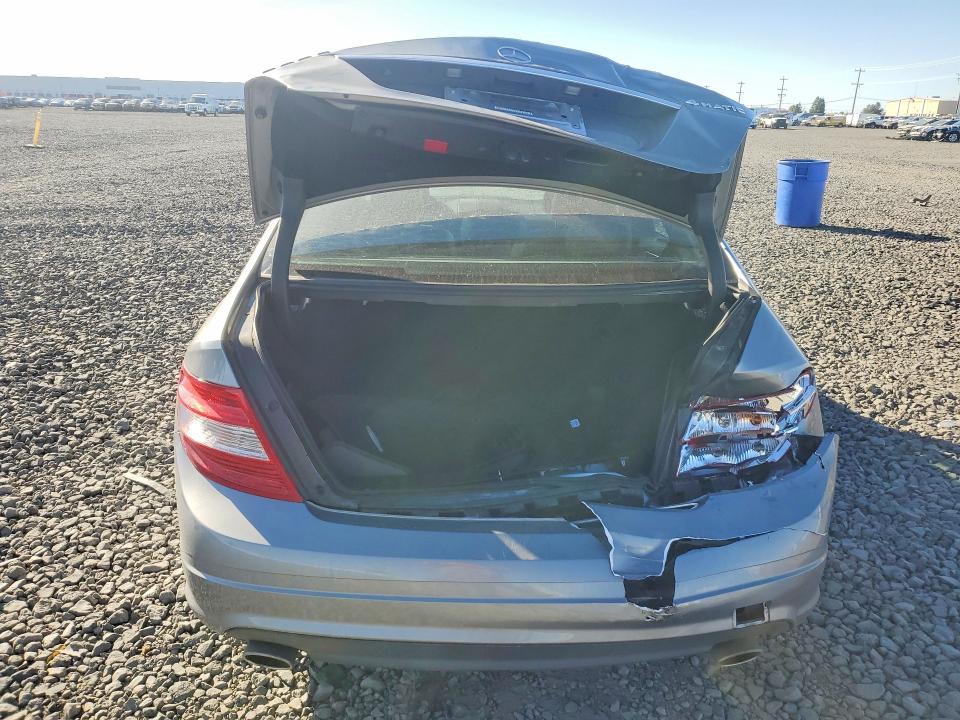 2010 Mercedes-benz C მანქანა იყიდება აუქციონზე, vin: WDDGF8BB4AR111101, აუქციონის ნომერი: 71642446
