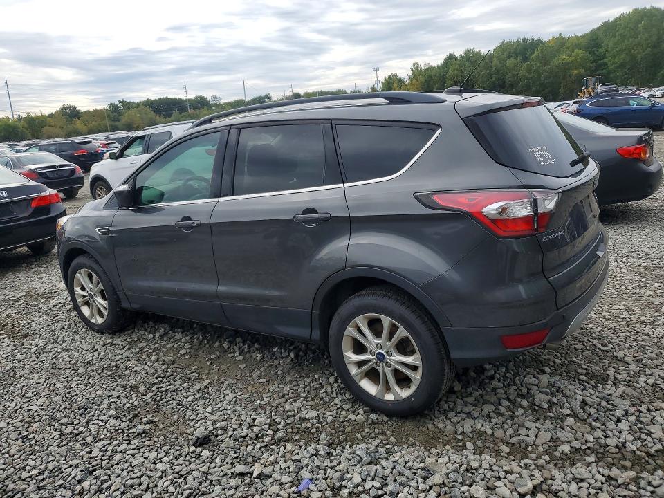 Продажа на аукционе авто 2017 Ford Escape, vin: 1FMCU0GD9HUA52365, номер лота: 71042126