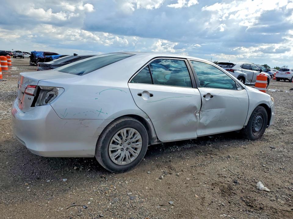 2014 Toyota Camry მანქანა იყიდება აუქციონზე, vin: 4T4BF1FK5ER345466, აუქციონის ნომერი: 68094776
