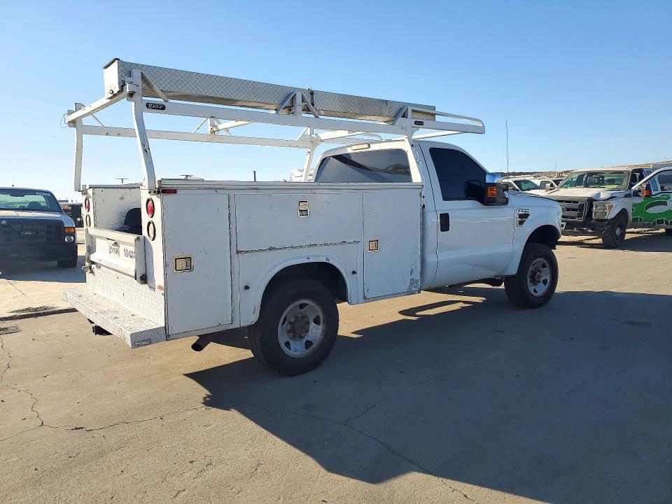 71218976 :رقم المزاد ، 1FDNF215X8ED90741 vin ، 2008 Ford F250 مزاد بيع