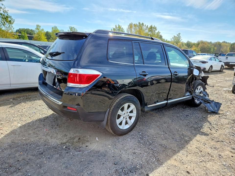 Продажа на аукционе авто 2012 Toyota Highlander, vin: 5TDBK3EH3CS118113, номер лота: 71180646