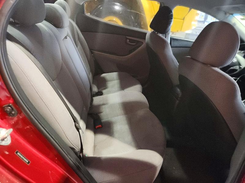 71829496 :رقم المزاد ، 5NPDH4AE4FH594518 vin ، 2015 Hyundai Elantra مزاد بيع