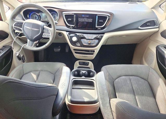 72616996 :رقم المزاد ، 2C4RC1BG7HR782152 vin ، 2017 Chrysler Pacifica مزاد بيع