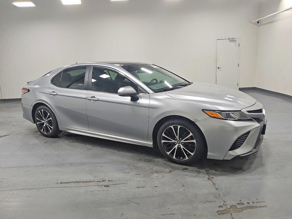 Aukcja sprzedaży 2019 Toyota Camry, vin: 4T1B11HK4KU194993, numer aukcji: 69610206
