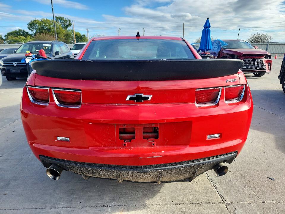 72683836 :رقم المزاد ، 2G1FD1E36F9273703 vin ، 2015 Chevrolet Camaro مزاد بيع